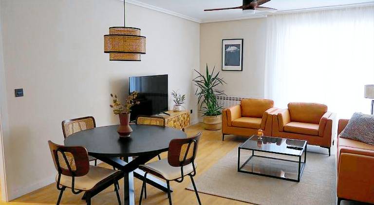 Lovely rental apartment | Close to Cathedral-Basilica of Our Lady of the Pillar | Pets allowed in Zaragoza