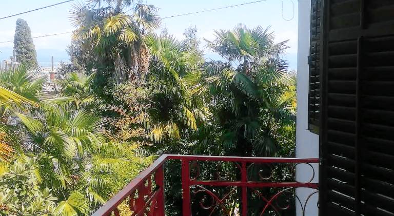 Romantic room with balcony — photo 4