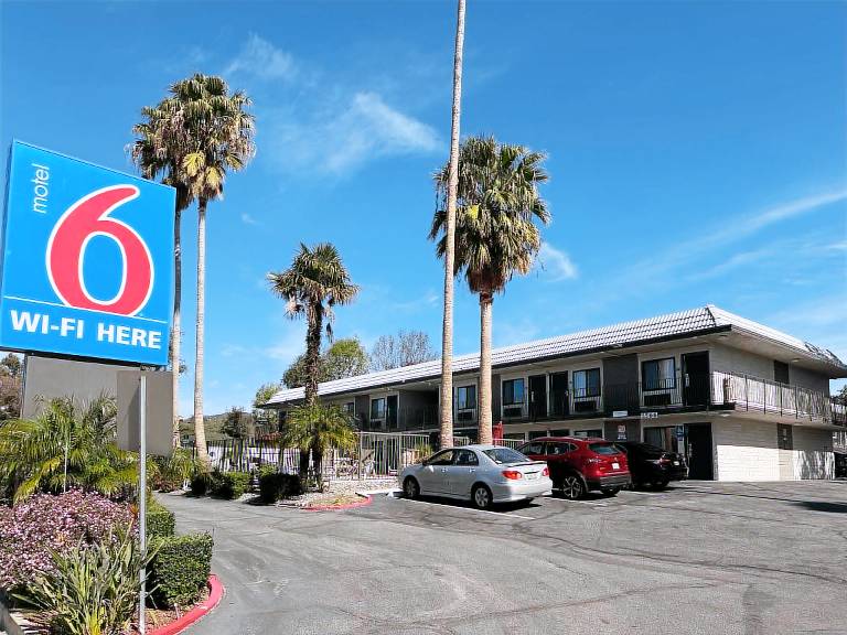 Motel 6 Simi Valley, CA — photo 4