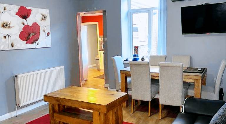 Ample apartment | Pet-friendly in Newcastle-upon-Tyne