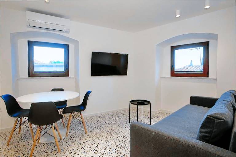 House with 1 room for 4 persons — photo 4