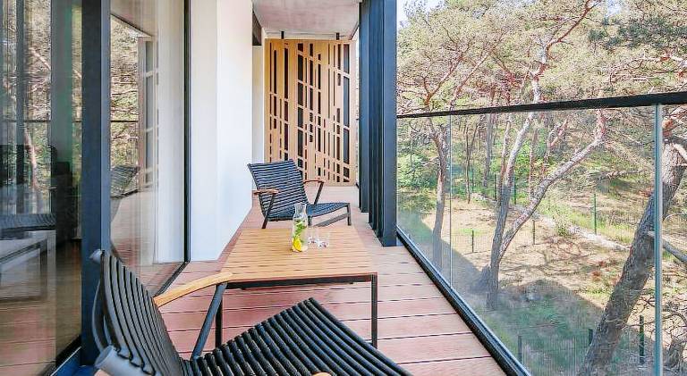 Wonderful serviced apartment with patio, barbeque & yard | Next to the beach | Pets are welcome — photo 3