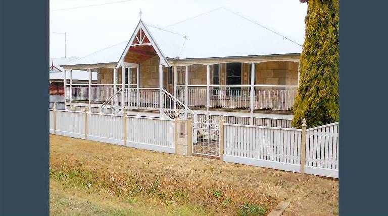 House Creswick
