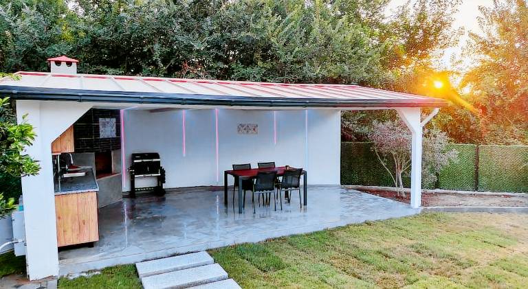Villa with BBQ & private pool — photo 5