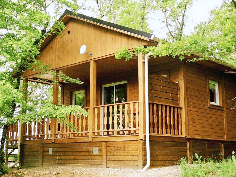 Chalet Terrasson-Lavilledieu