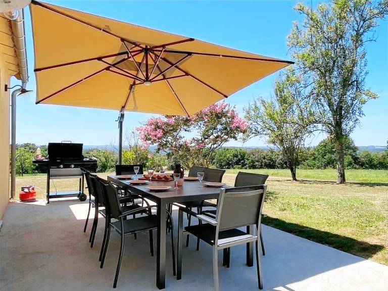Family-oriented charming house with garden, patio & barbecue | Garden view | Pet-friendly — photo 2
