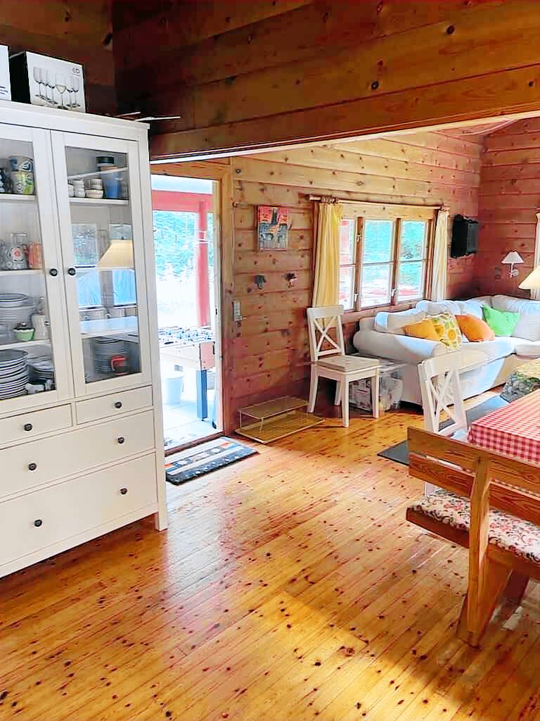 Charming, older cottage in nature — photo 4
