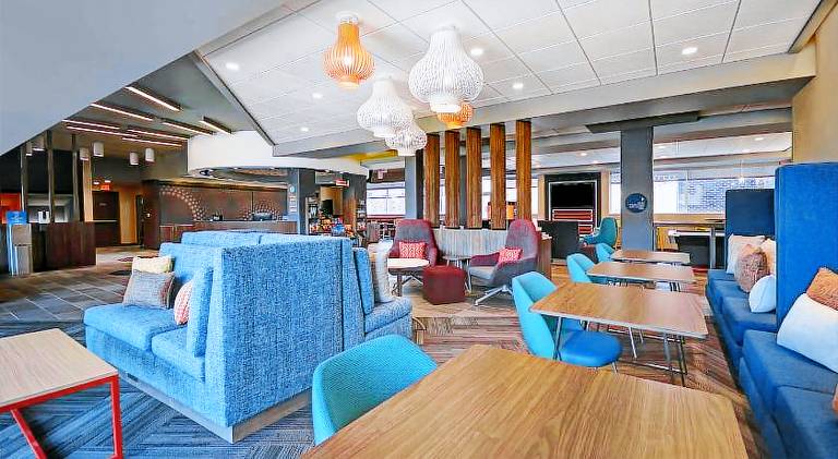 Tru by Hilton Troy Detroit — photo 2