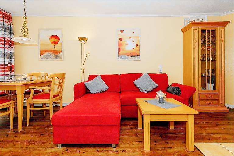 Fully equipped nice rental apartment | Sea view | Next to the beach | Pet-friendly in Kuehlungsborn