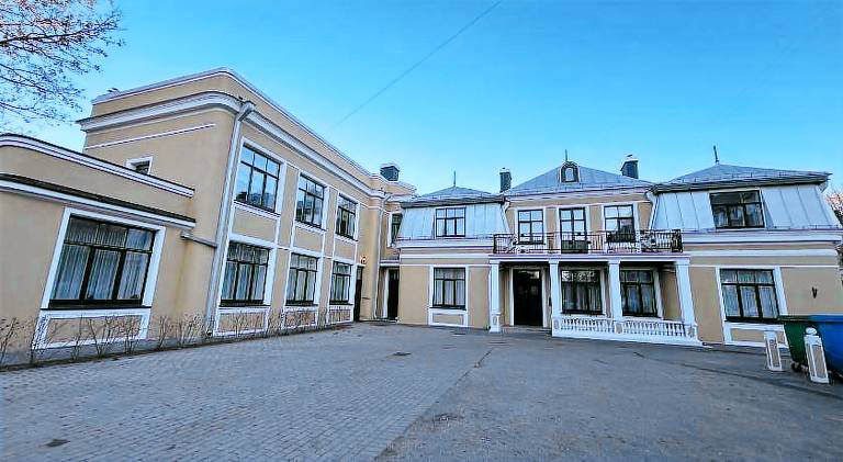 Rental apartment with patio in Kaunas