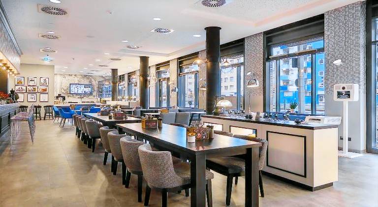 HOLIDAY INN - THE NIU SQUARE MANNHEIM By IHG — photo 5