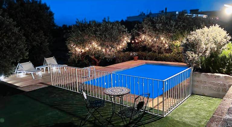 House with pool in Cisternino