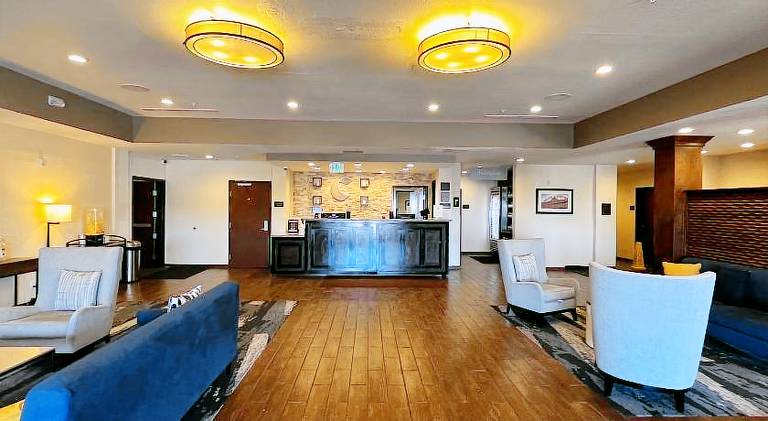 Comfort Suites Denver International Airport — photo 2