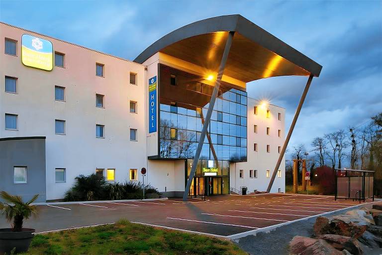 Sure Hotel by Best Western Nantes Beaujoire in Malakoff
