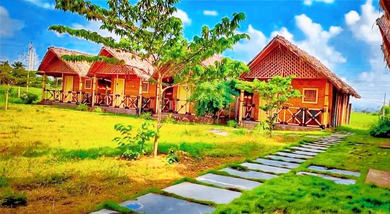 Mountain View Guesthouse Hampi in Koppal