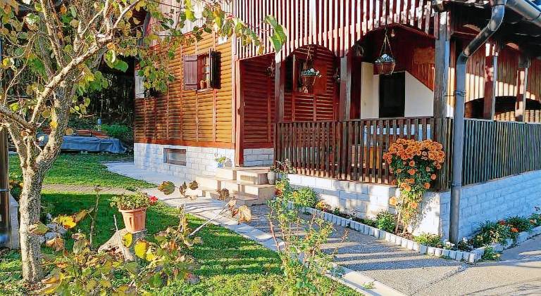 Charming vacation home | Pet-friendly in Senj