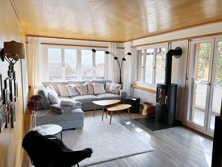 Family-oriented holiday apartment with patio | Next to the ski | Pet-friendly — photo 2
