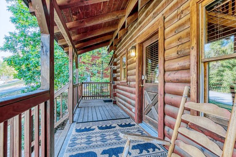 Family-oriented pleasant cabin with pool, terrace & barbeque | Mountain view | Dogs allowed — photo 5