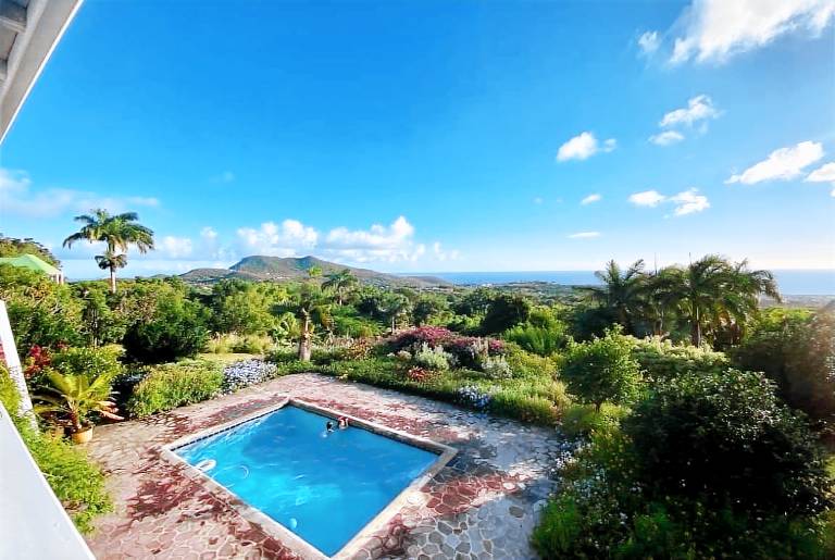 Cottage Nevis