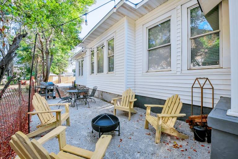 Family-friendly house with BBQ & yard | City view | Good for workation | Pets are welcome — photo 2