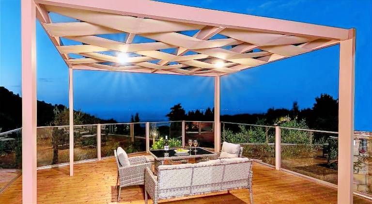 Villa with terrace, private pool & barbecue | Suitable for remote work — photo 4