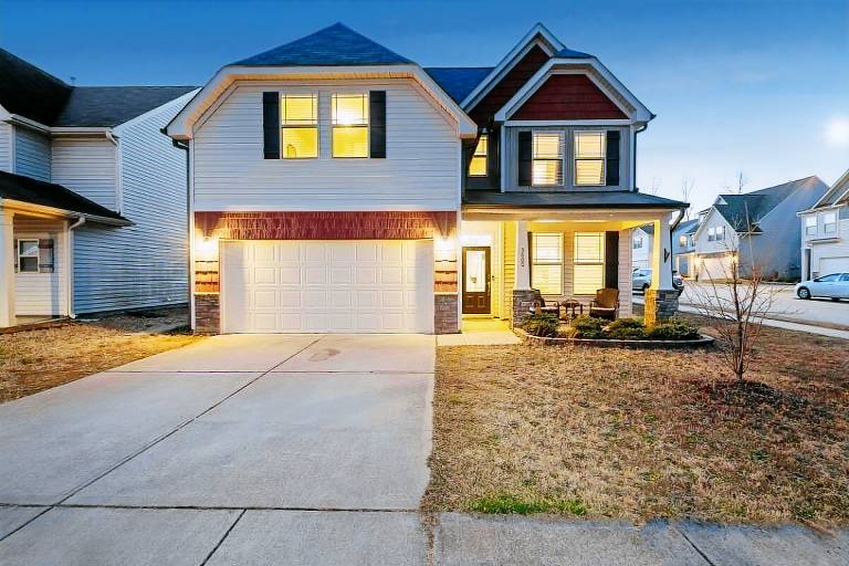 House  Middle Creek