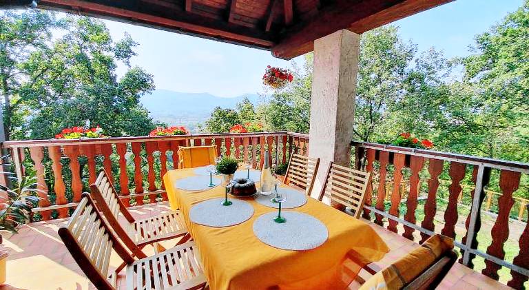 Fully equipped beautiful villa with yard, BBQ & hot tub | Suitable for remote work | Pets are welcome — photo 2