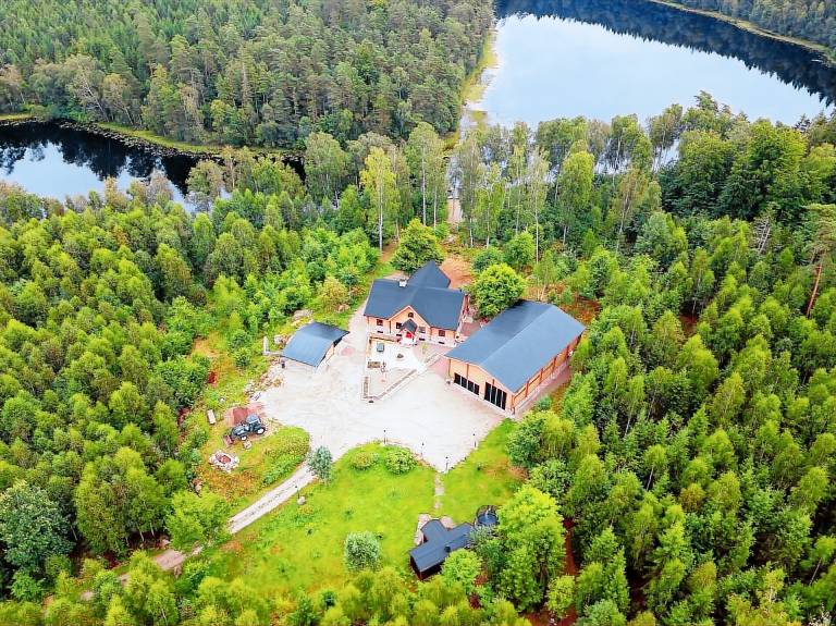 320 m&sup2; Ferienhaus