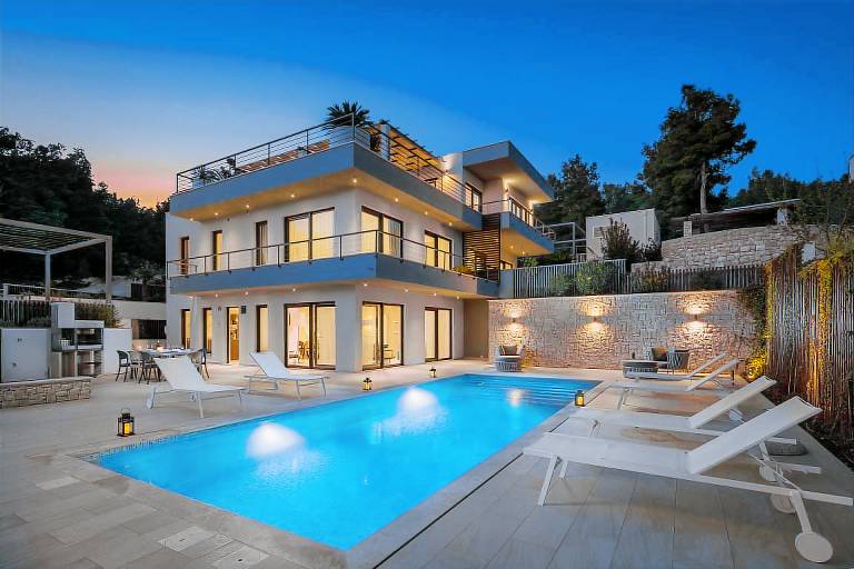 200 m² Villa