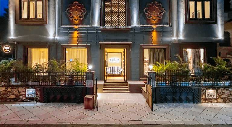 Kudos - My Downtown Hotels — photo 4