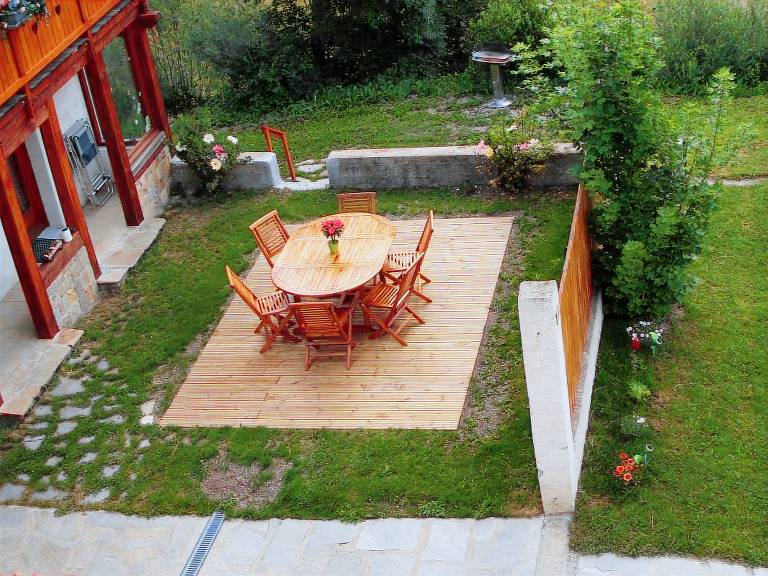 Gite with garden & patio — photo 2