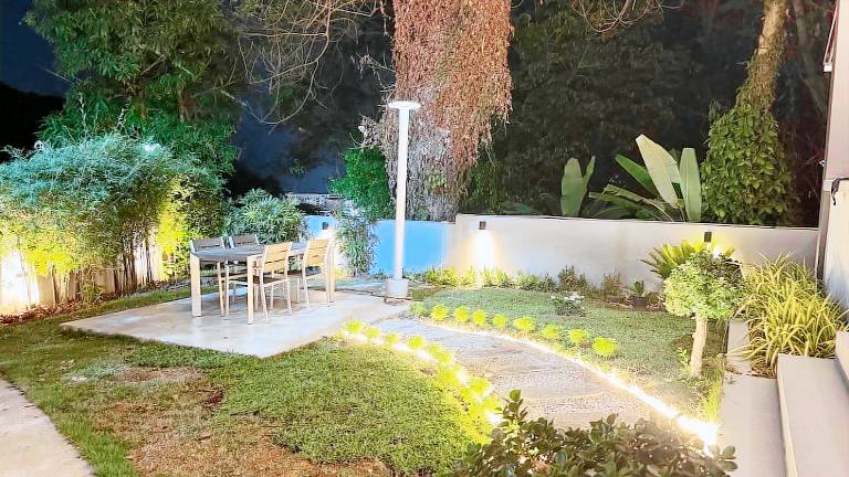 House with garden, terrace & barbeque — photo 4