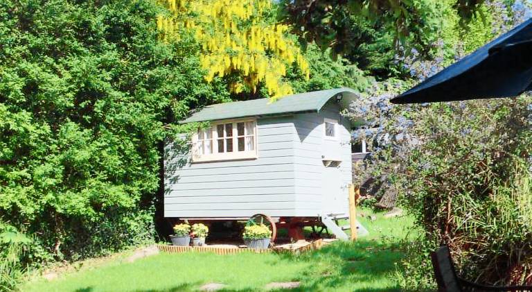Cherryberry Lodges in Abergavenny