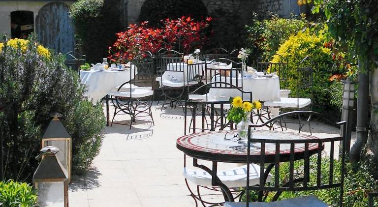 Le Jardin des Lys - Chambre d'hote ou Appartement — photo 3