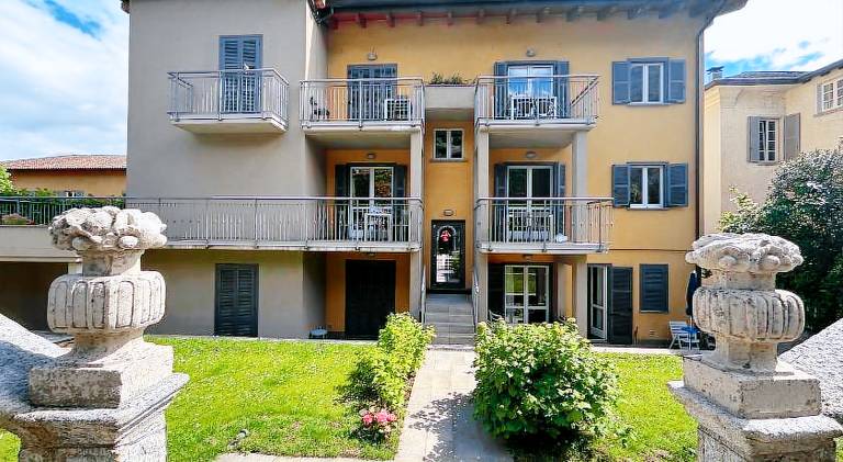 Rental apartment with private pool, hot tub & terrace | Pet-friendly — photo 4