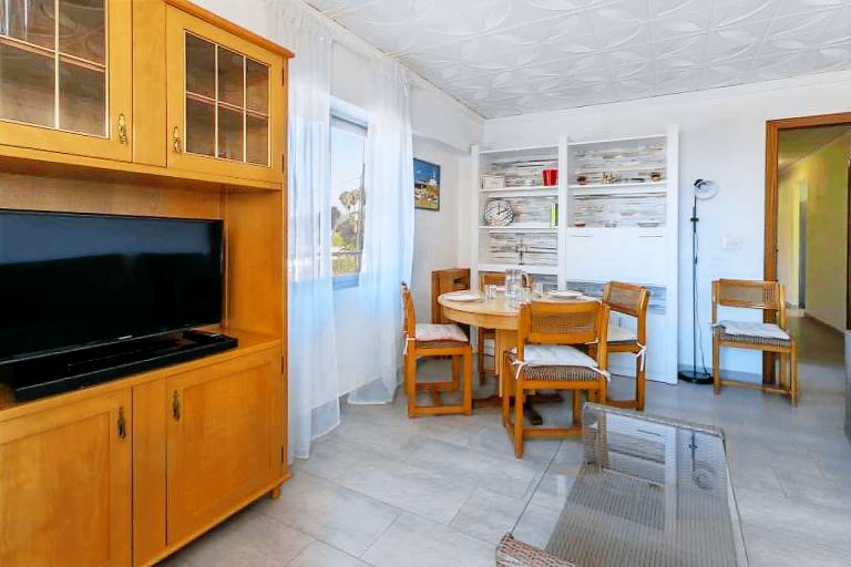 Apartment | Beach nearby | Pet-friendly — photo 4