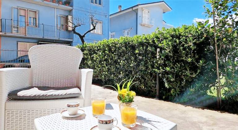 Rental apartment with 2 rooms for 6 persons — photo 4