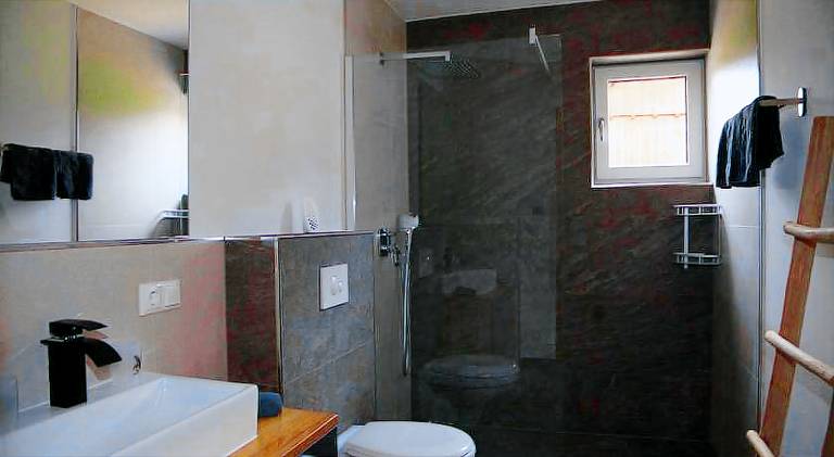 Holiday apartment with 2 rooms for 5 persons — photo 2