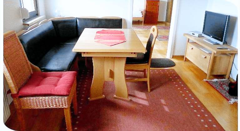 Apartment with 2 rooms for 6 persons — photo 3