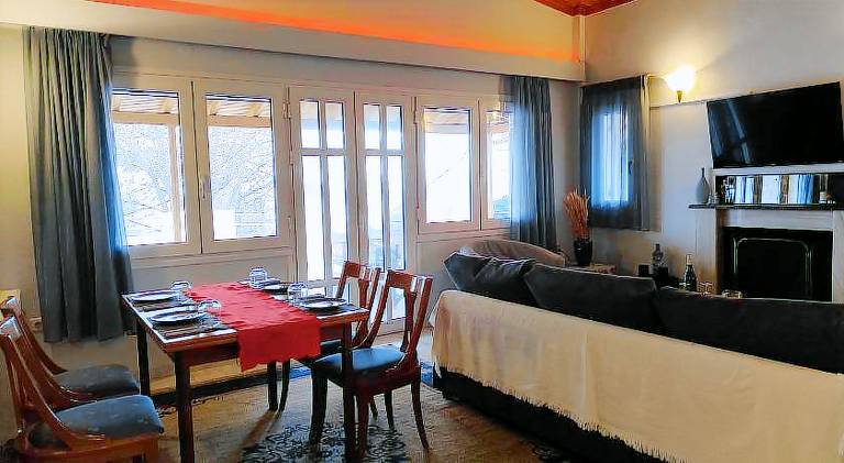 Apartment with 2 rooms for 5 persons — photo 3
