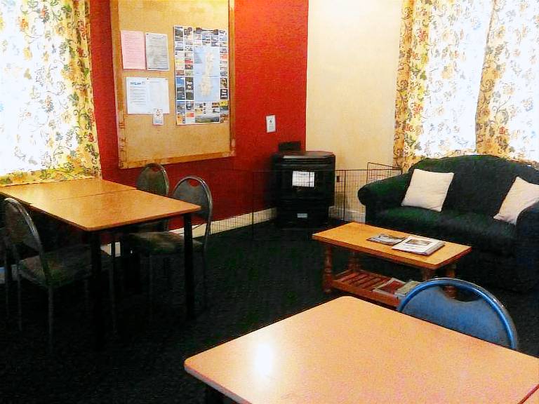 Stafford Gables Hostel — photo 4