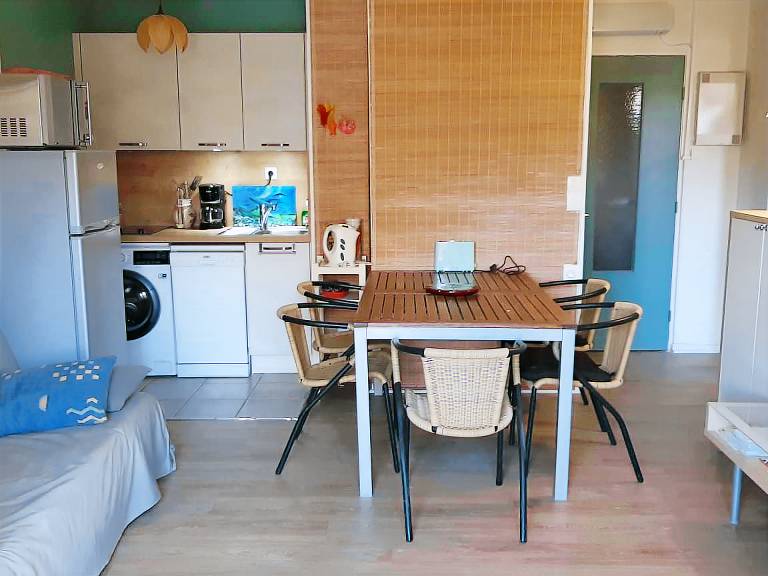 Charming Garden-Level T2, 4 Guests, Near Beach, Parking Included, Pet-Friendly — photo 2