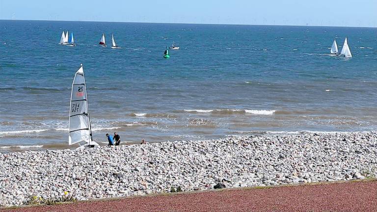 Cottage with jacuzzi & sauna | Beach view — photo 4