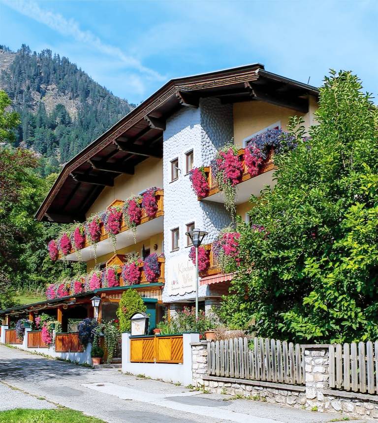 Ferienwohnung mit Hund in Radenthein, Döbriach für max. 4 Personen Ferienwohnung mit Hund in Radenthein, Döbriach für max. 4 Personen