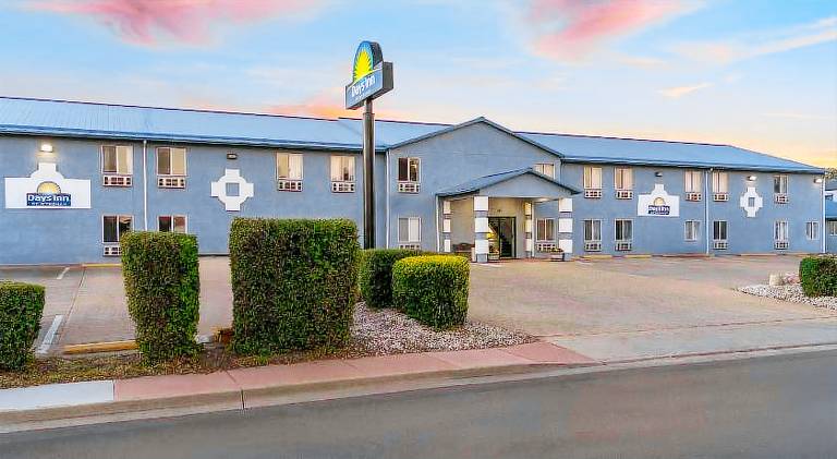 Days Inn by Wyndham Canon City — photo 2