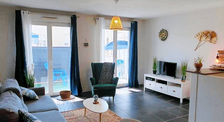 Apartment with 2 rooms for 6 persons — photo 2