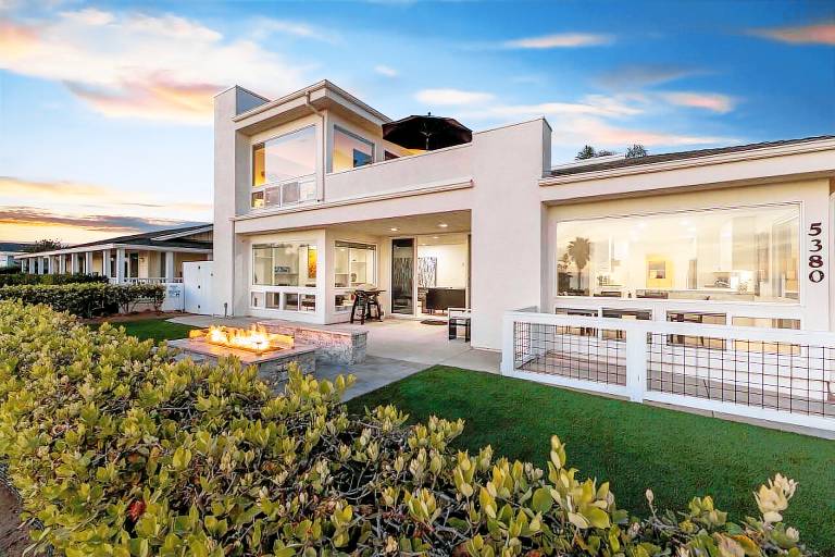 House  Carlsbad