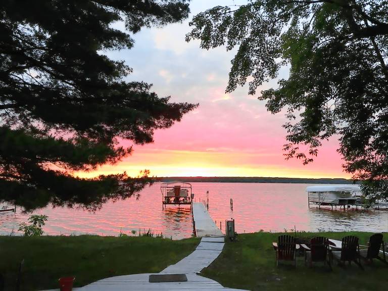House Mullett Lake