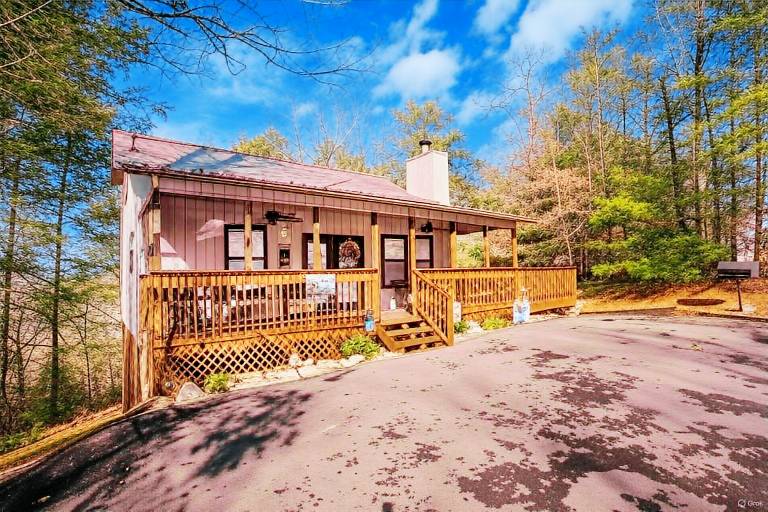 Cabin  Pigeon Forge