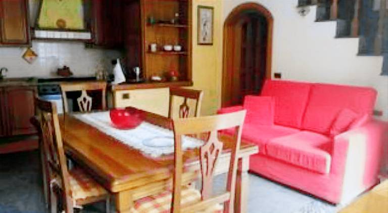 House with 2 rooms for 5 persons — photo 3